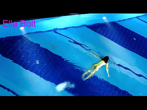 ❤️ Não consigo parar de observar, jovem loira apanhada nadando nua na piscina do resort ELLA BOLT ❤❌ Porno em nós pt-br.tubsexer-porn.ru ❌❤